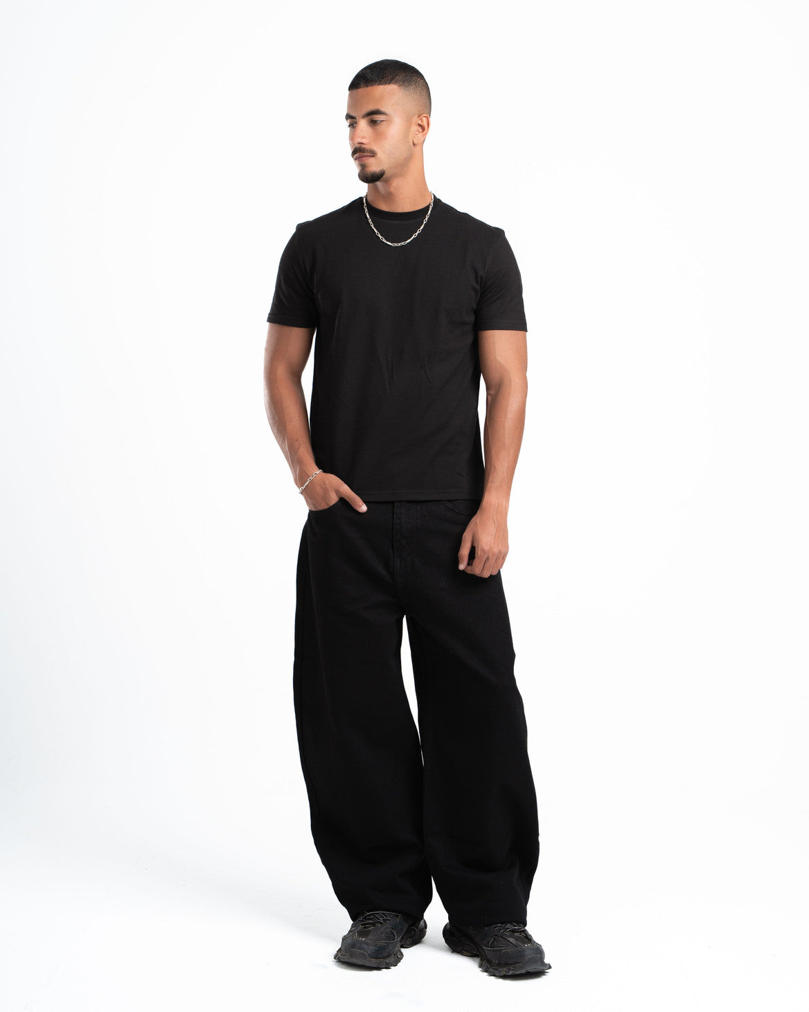THE 90s BLOWOUT IN BLACK