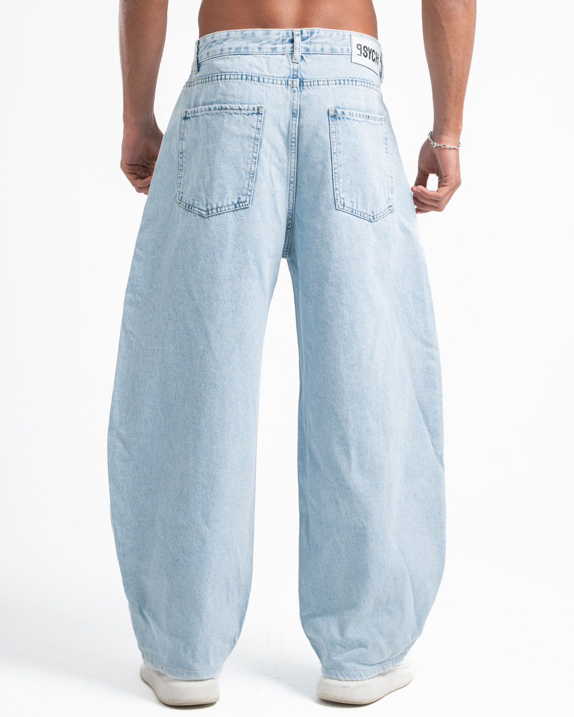 THE 90s BLOWOUT IN ICE BLUE