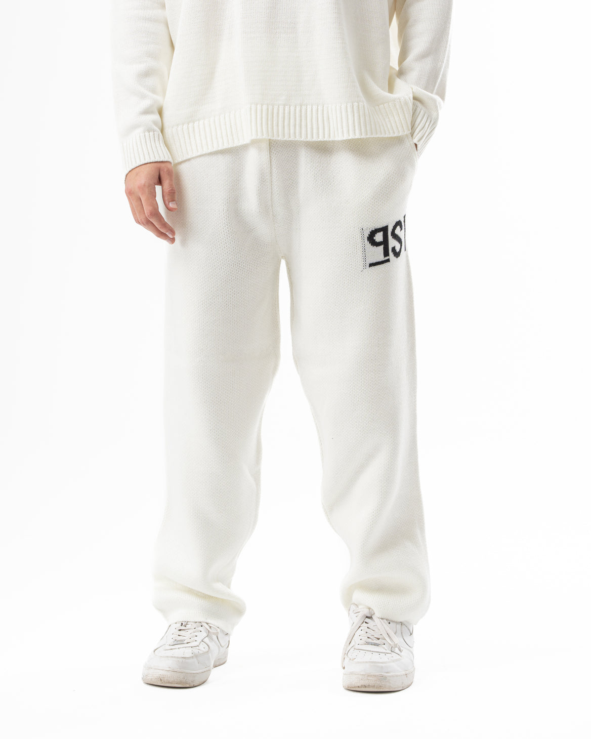 PSYCH WHITE KNITTED PANTS