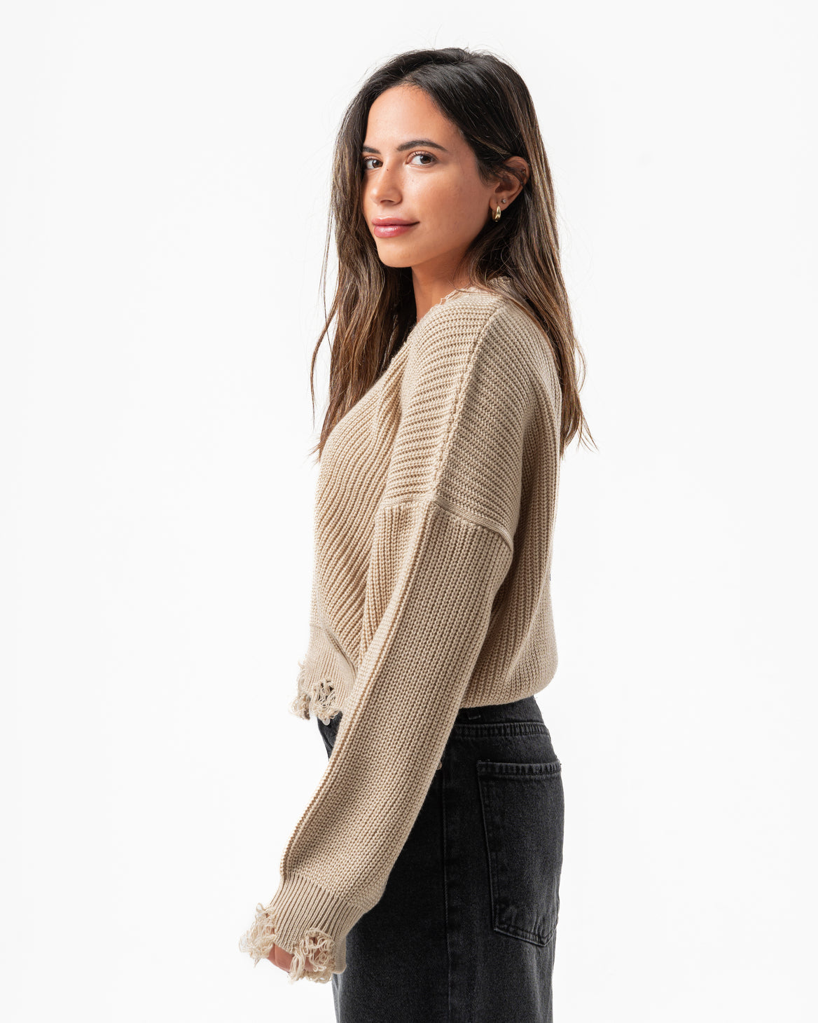 Ripped Pullover in Beige