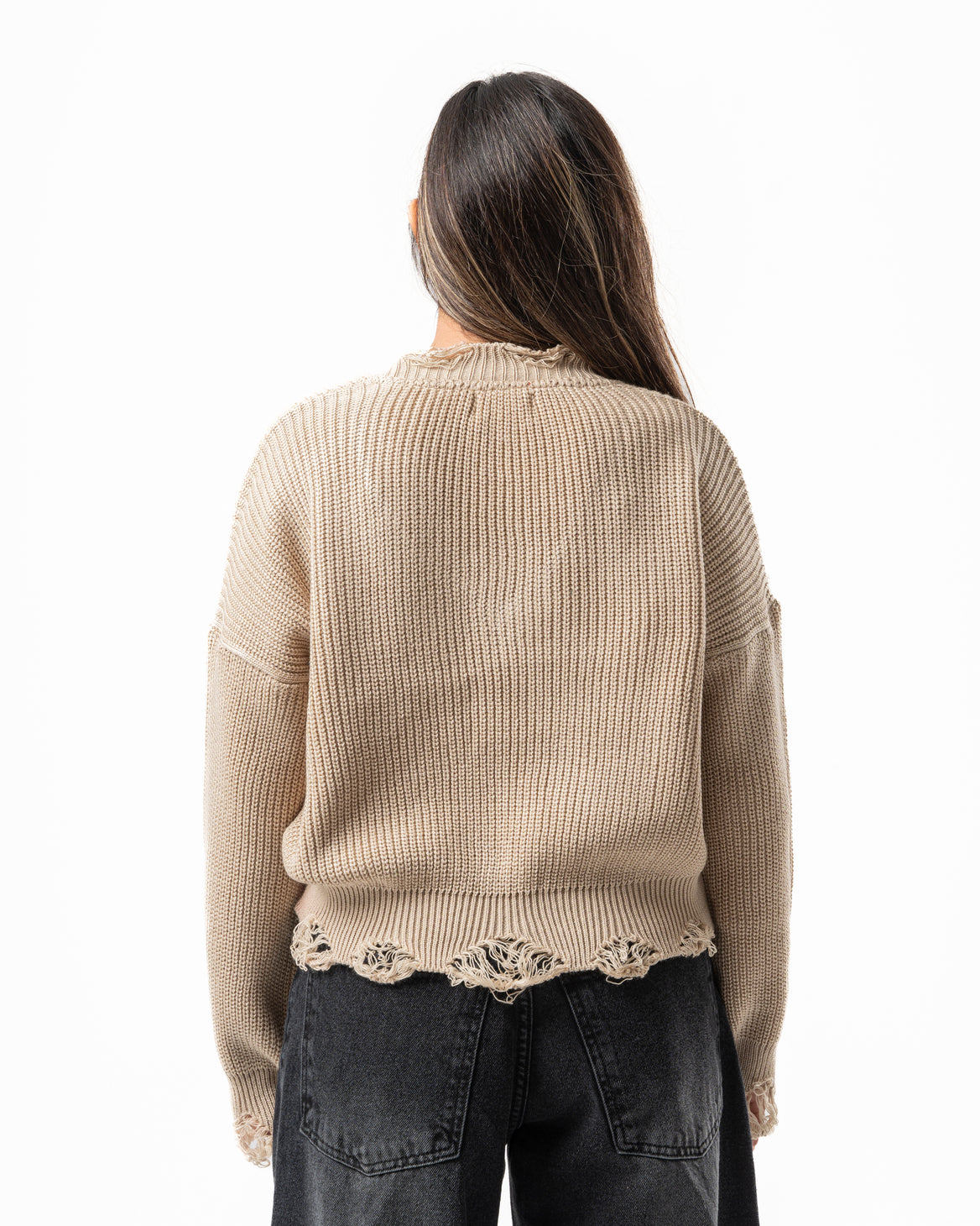 Ripped Pullover in Beige