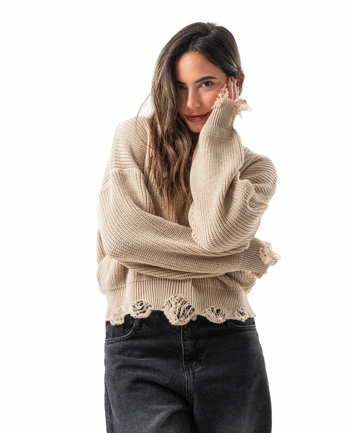 Ripped Pullover in Beige