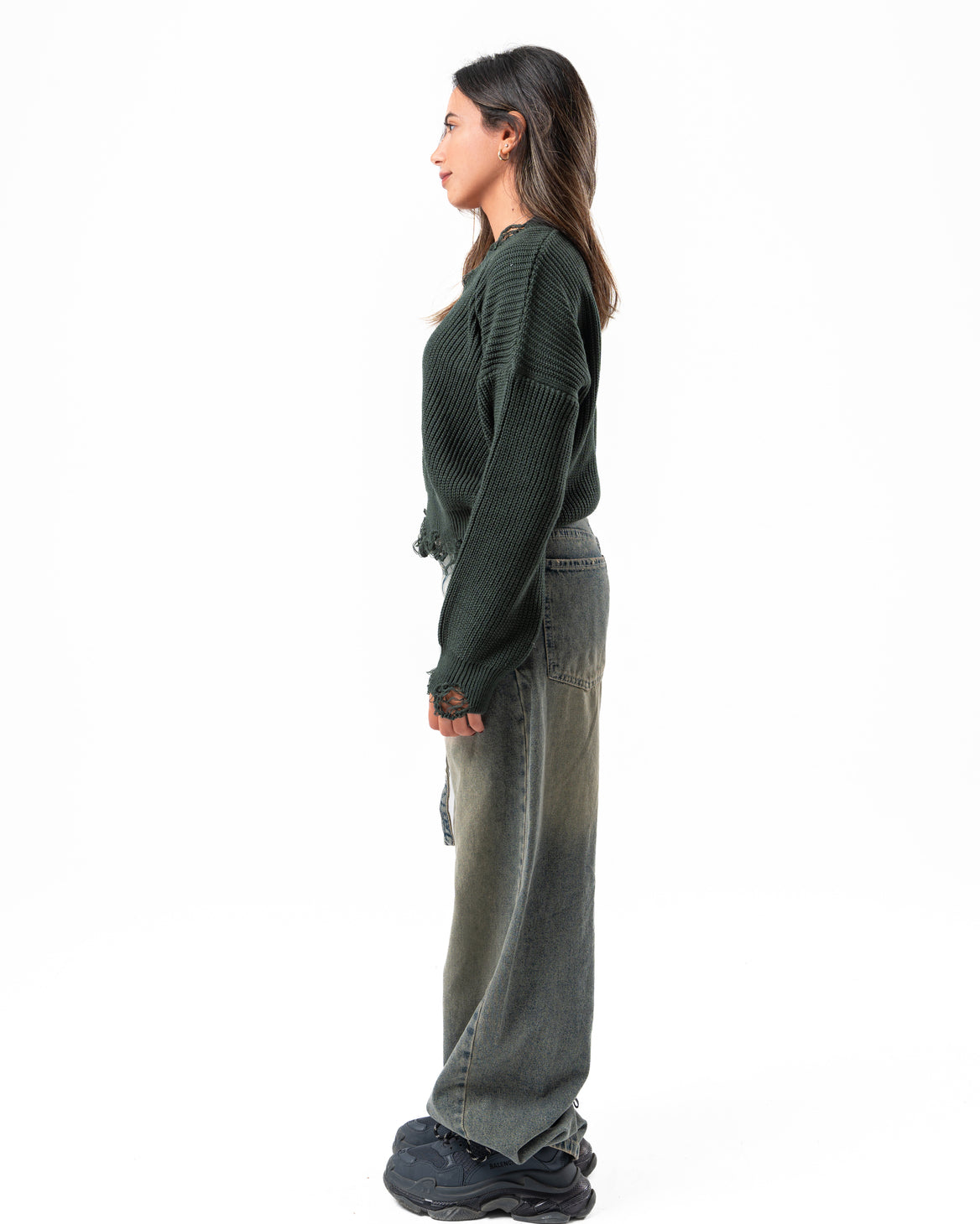 Ripped Pullover in Dark Green