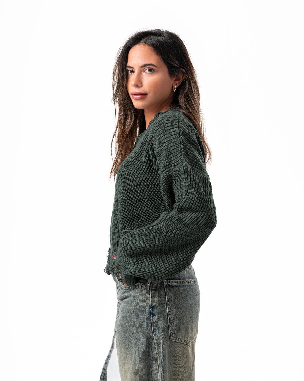 Ripped Pullover in Dark Green