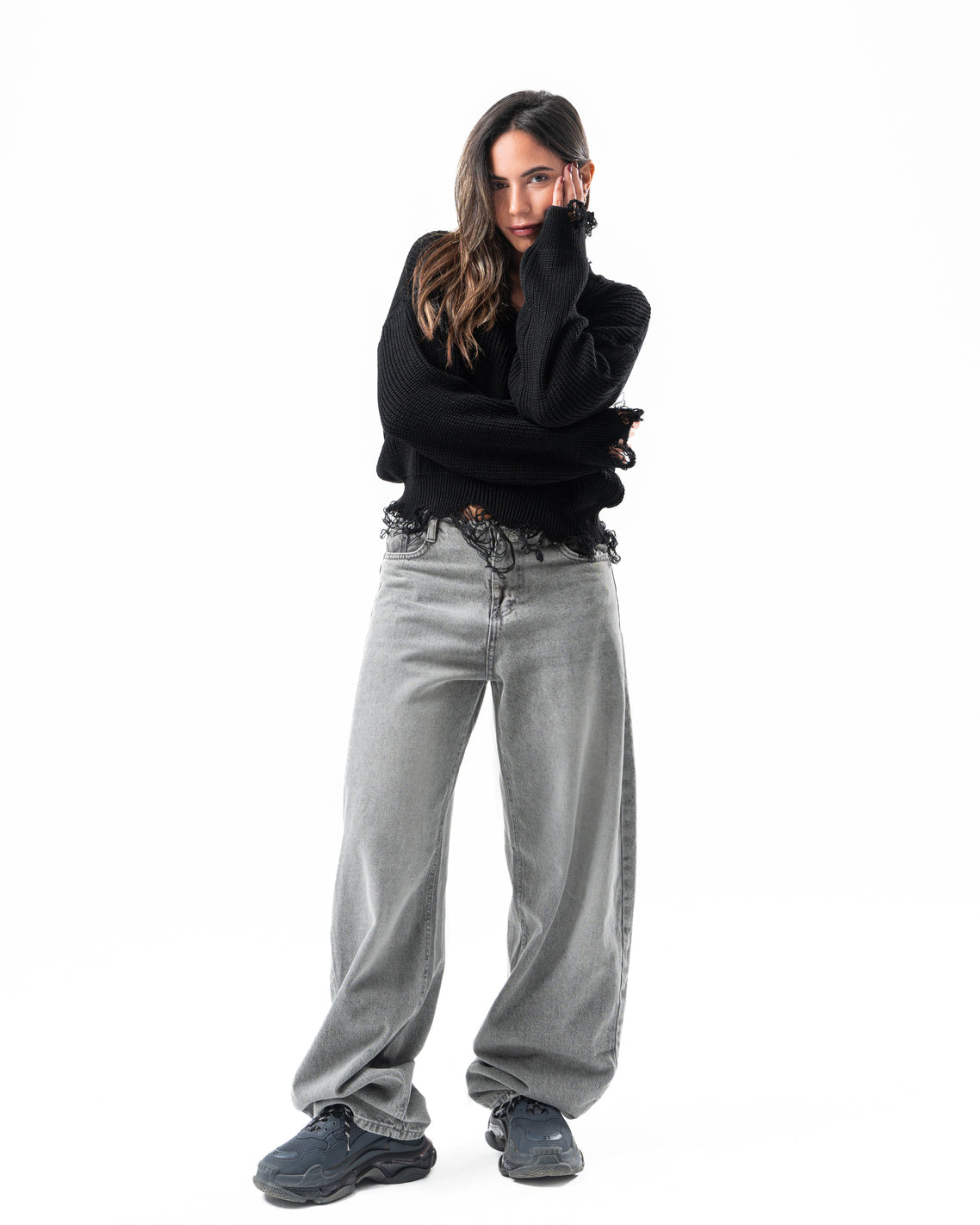 Ripped Pullover in Black