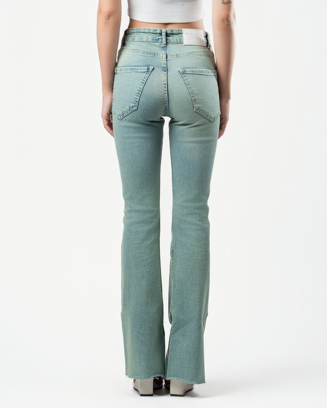 Flared Jeans in Washed Green