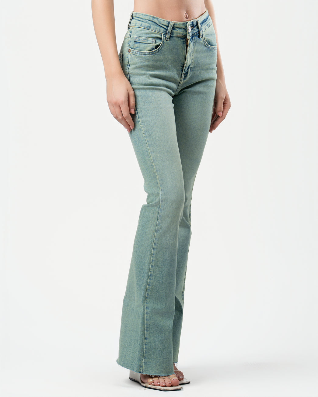 Flared Jeans in Washed Green