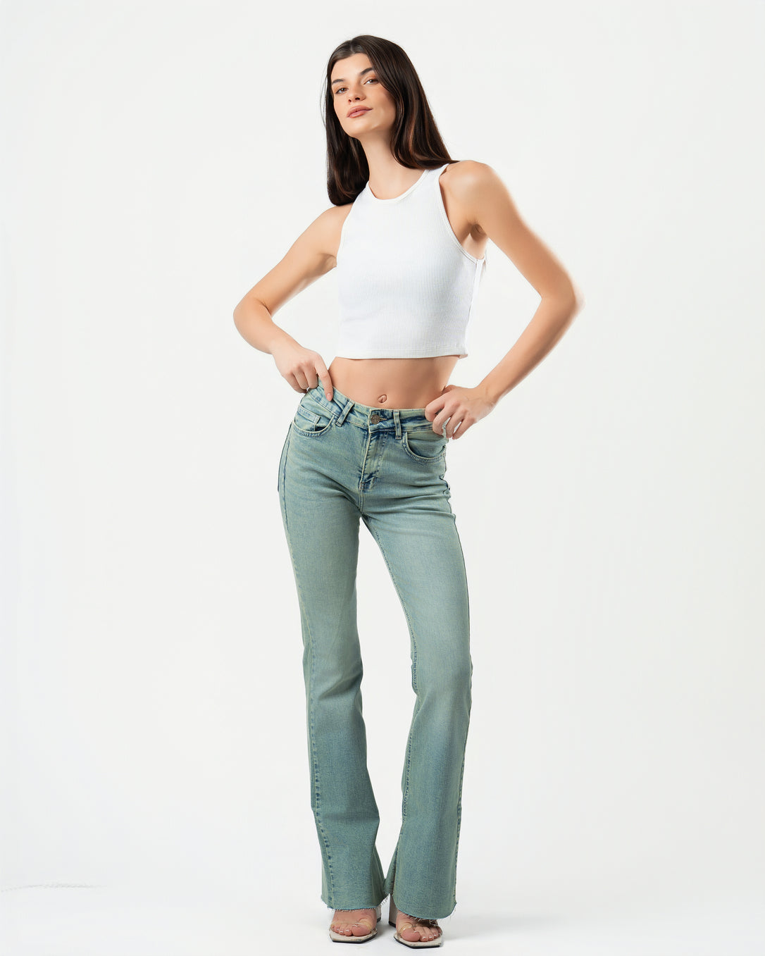 Flared Jeans in Washed Green