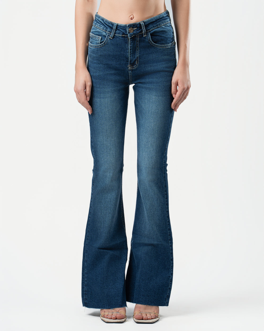 Flared Jeans in Dark Blue
