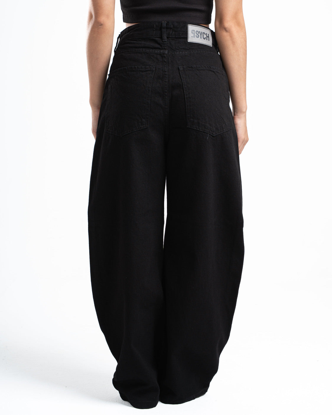 THE 90s BLOWOUT IN BLACK