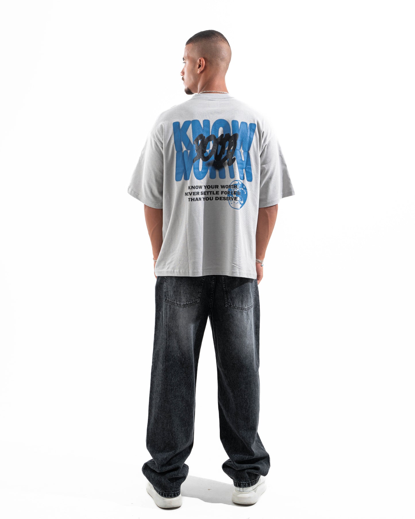 KNOW YOUR WORTH TEE