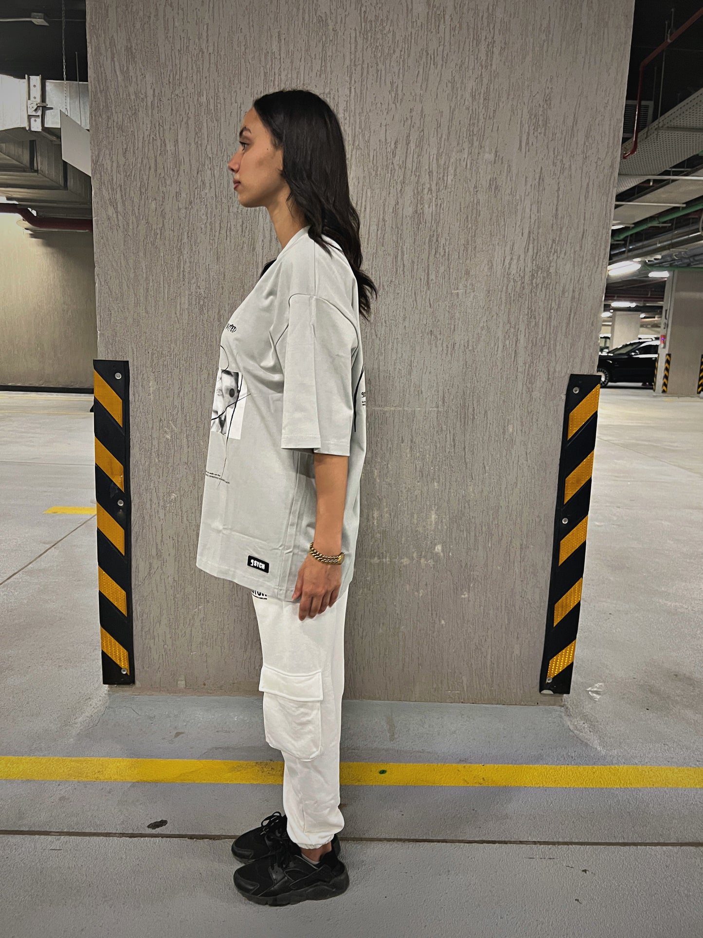 RULE BREAKER OVERSIZED TEE