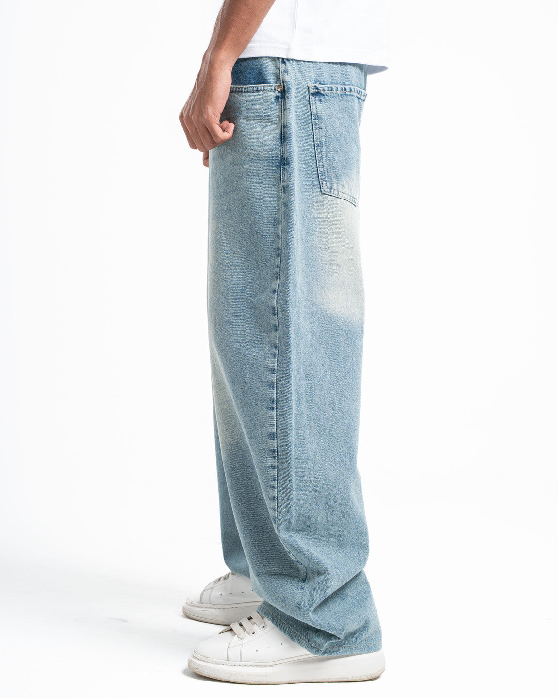 THE 90s BLOWOUT IN DIRTY BLUE
