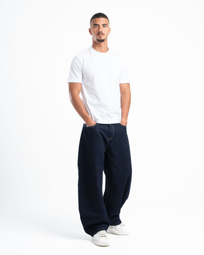 THE 90s BLOWOUT IN RAW JEANS
