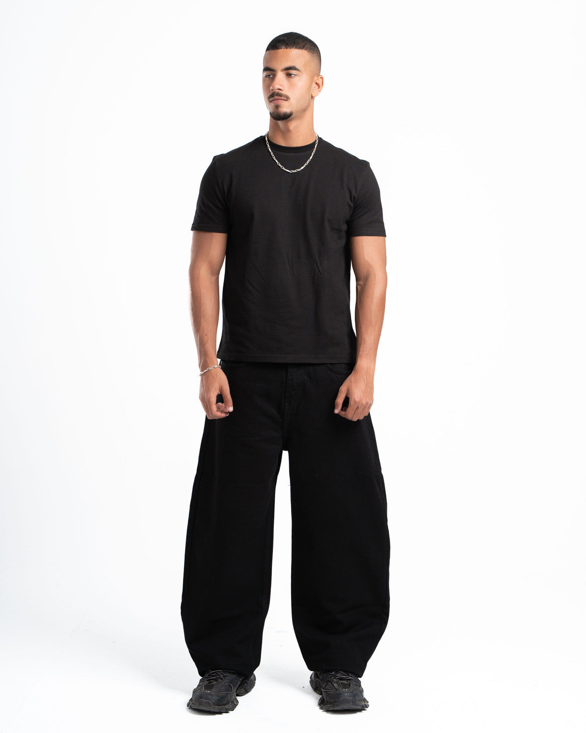 THE 90s BLOWOUT IN BLACK