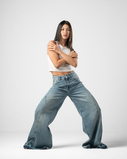 Pattes D’éléphant Jeans in Blue