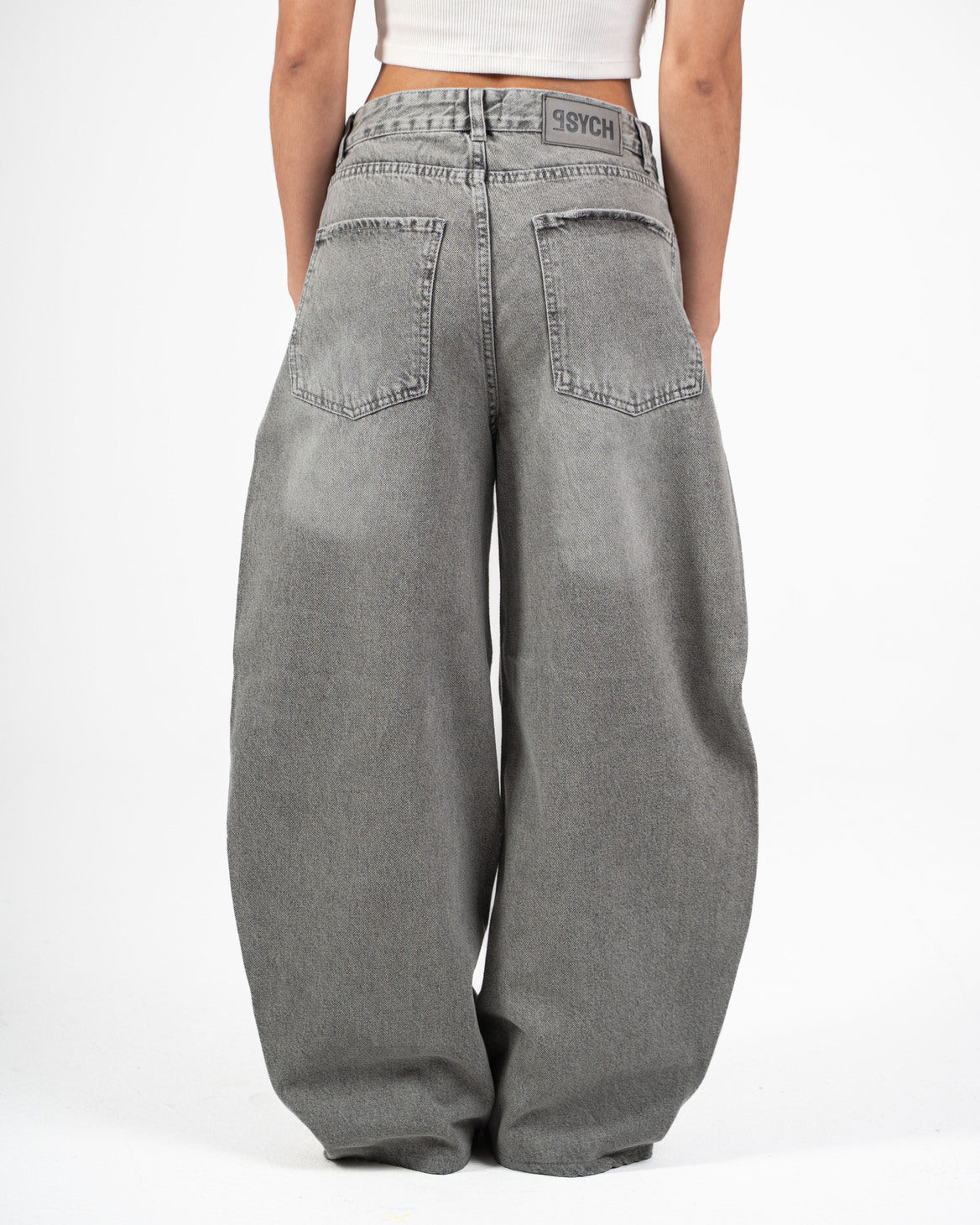 THE 90s BLOWOUT IN GREY