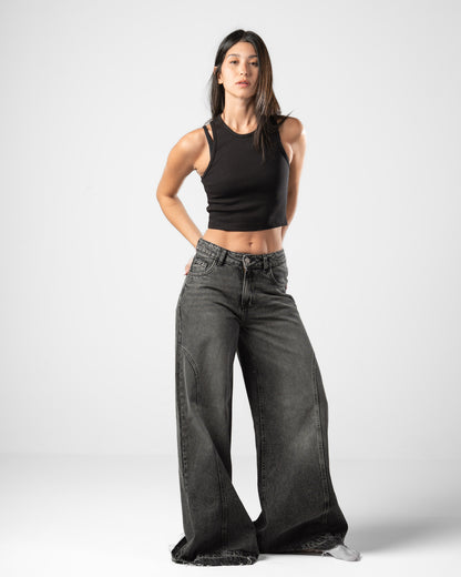 Pattes D’éléphant Jeans in Black