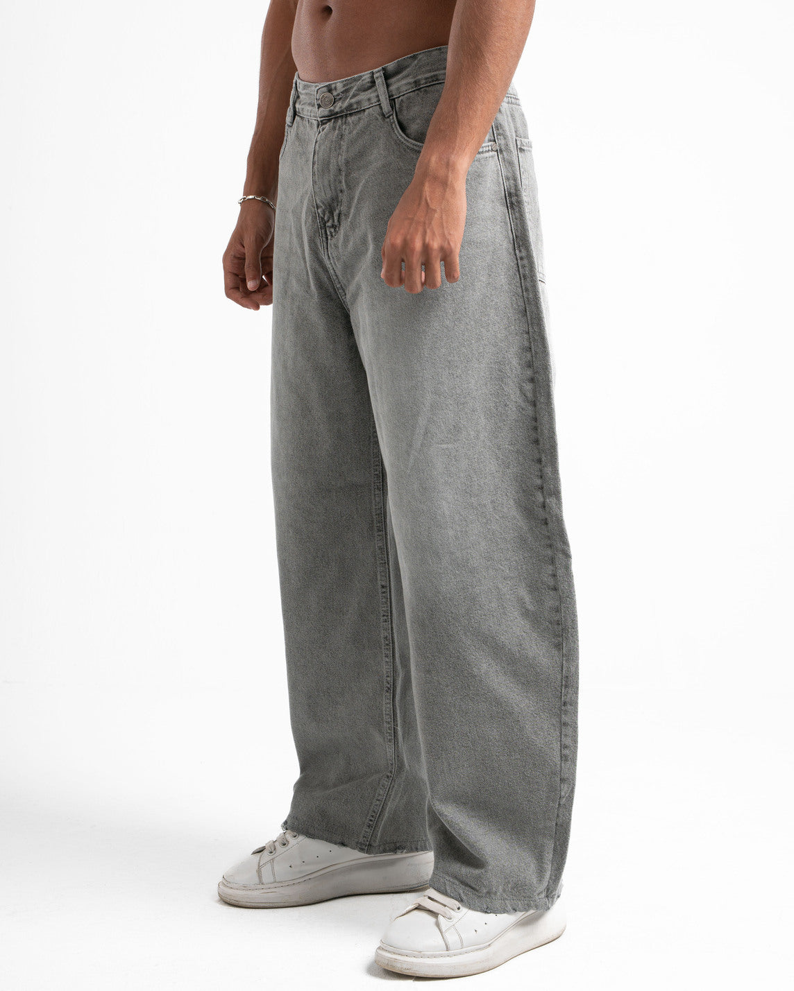 THE 90s BLOWOUT IN GREY