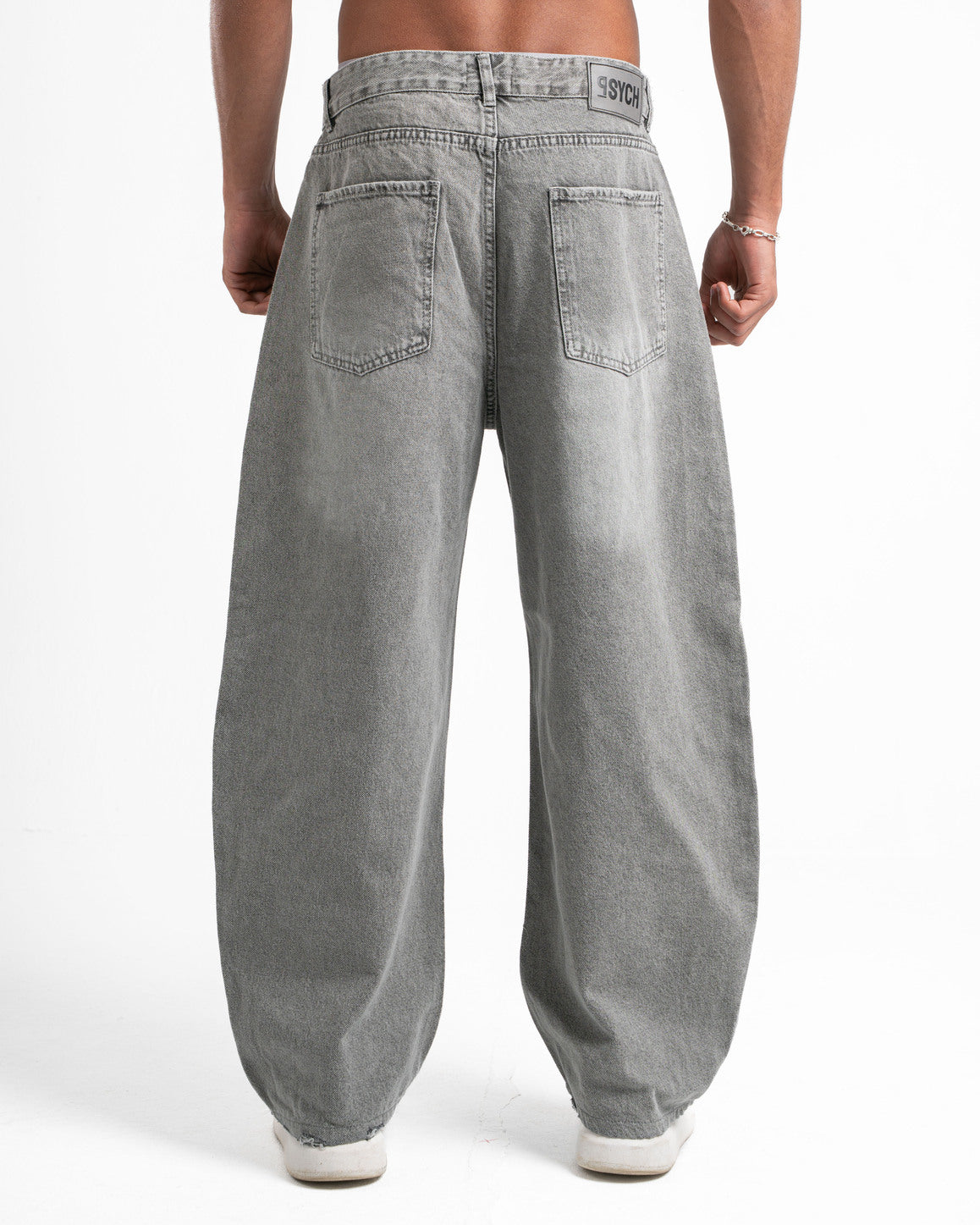 THE 90s BLOWOUT IN GREY