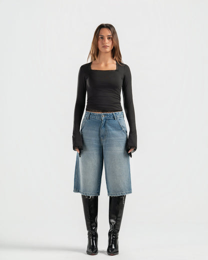 BLACK SQUARE LACE TOP