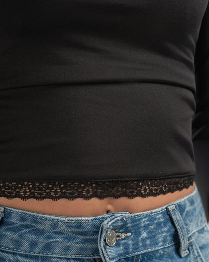 BLACK SQUARE LACE TOP
