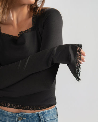 BLACK SQUARE LACE TOP