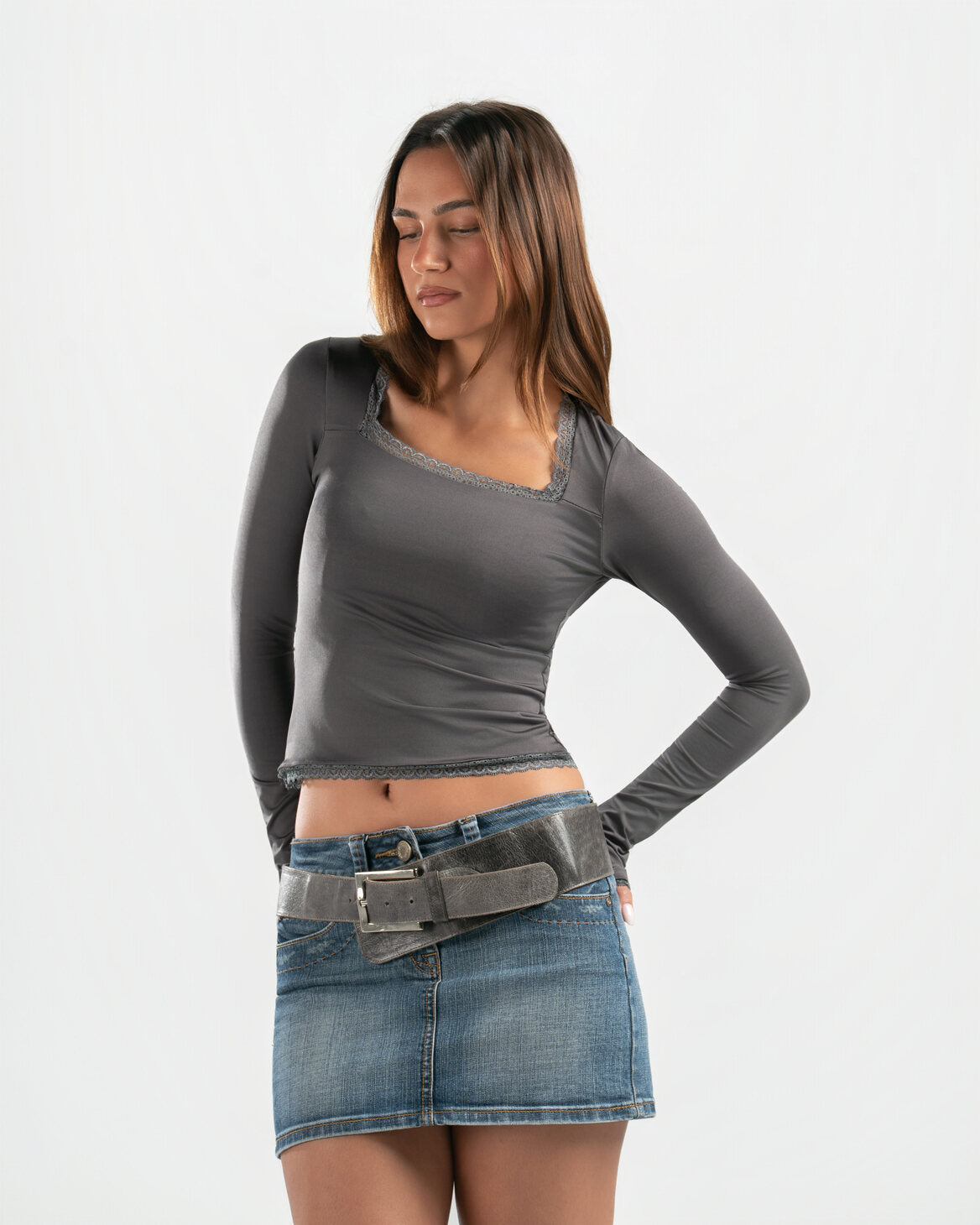 GREY SQUARE LACE TOP