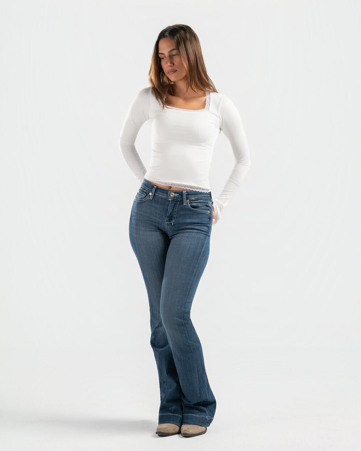 WHITE SQUARE LACE TOP