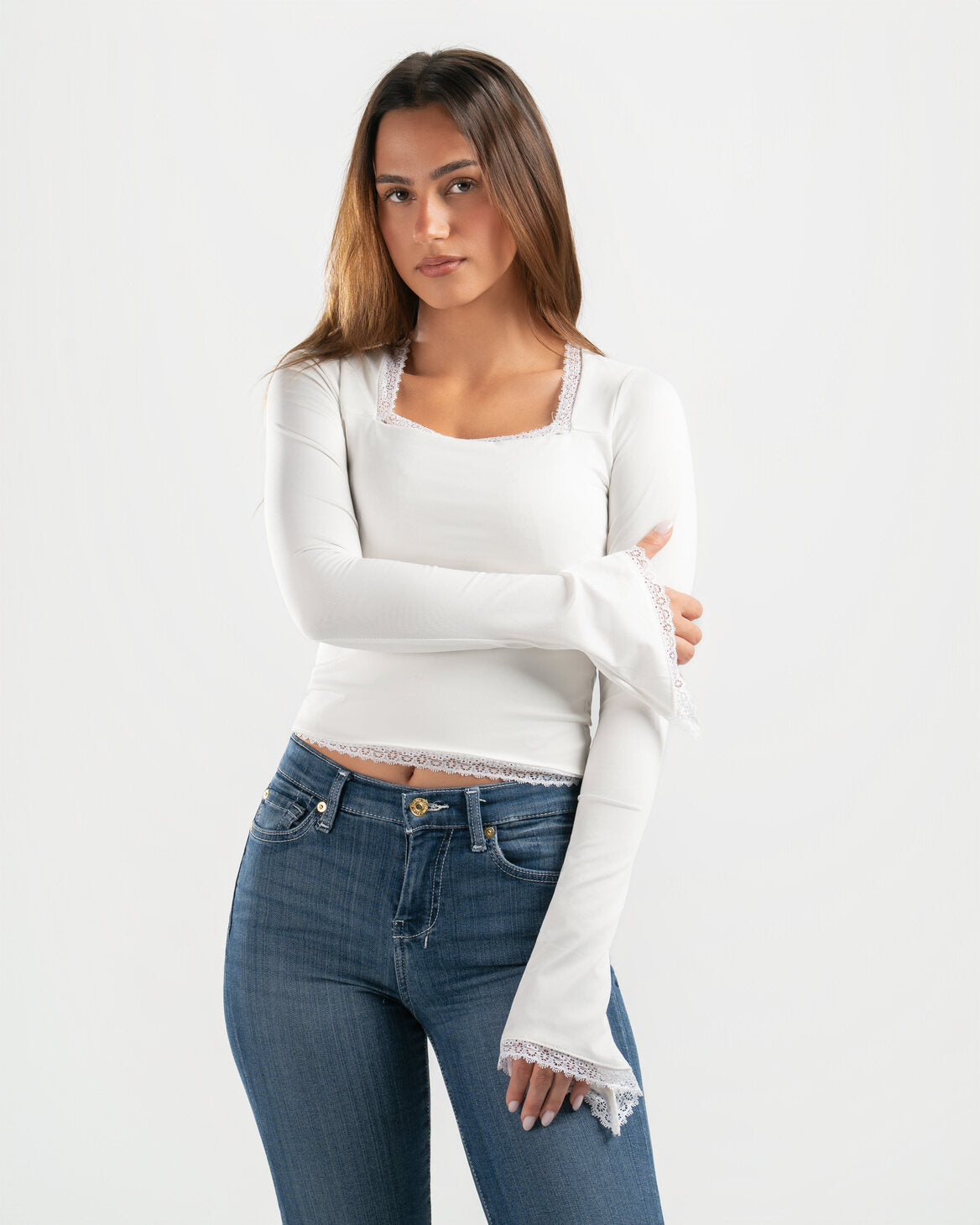 WHITE SQUARE LACE TOP