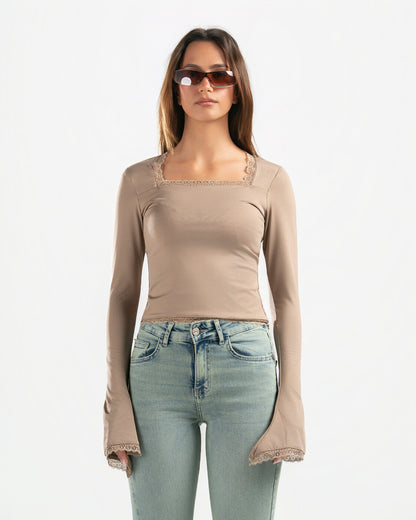NUDE SQUARE LACE TOP
