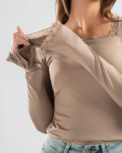 NUDE SQUARE LACE TOP