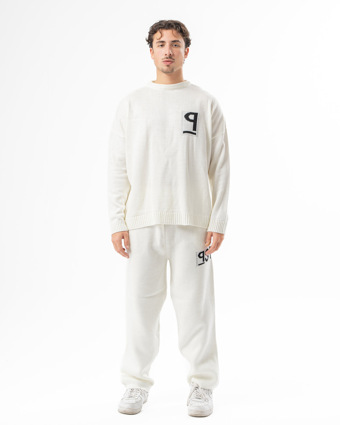 PSYCH WHITE KNITTED CREWNECK