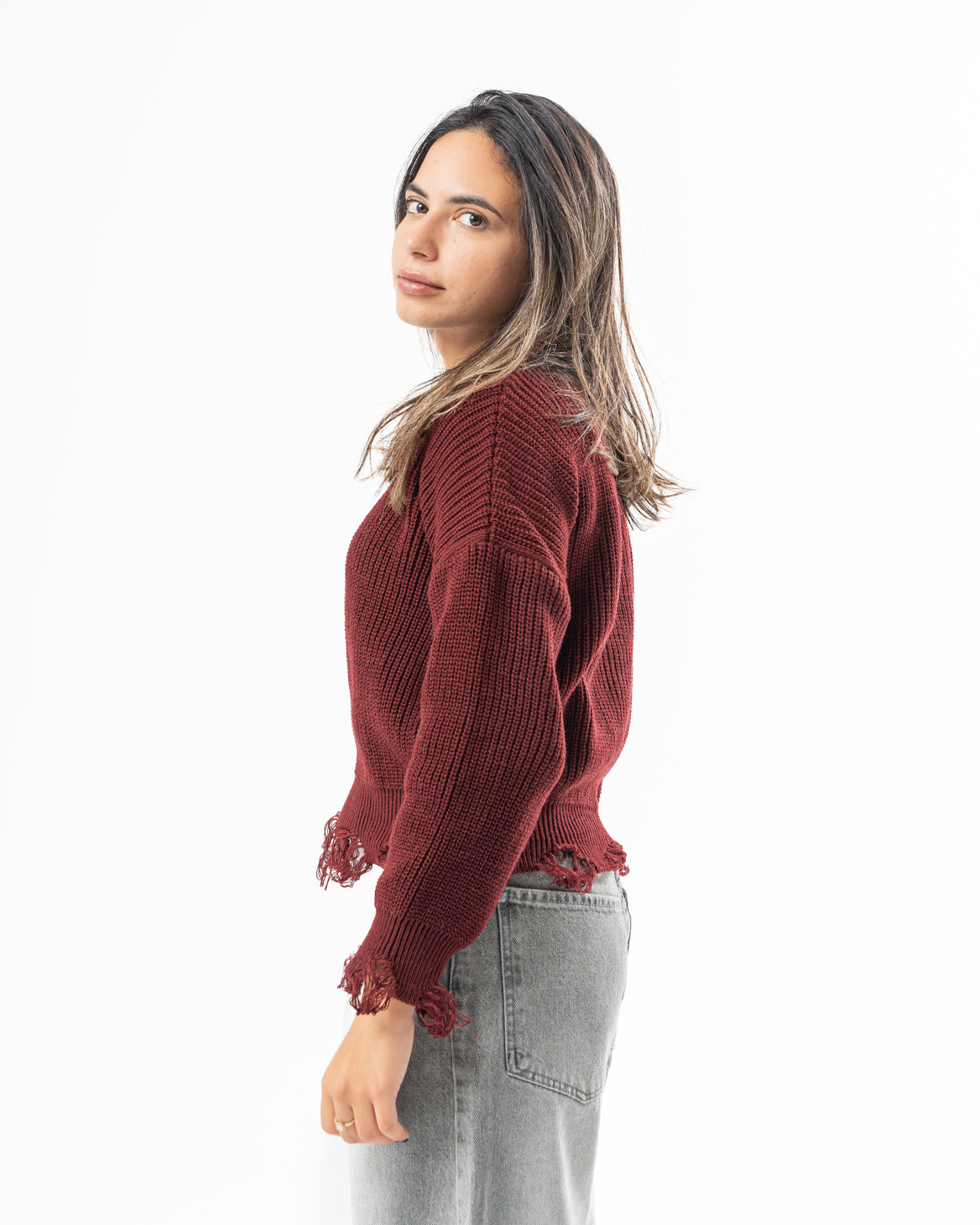 Ripped Pullover in Burgundy