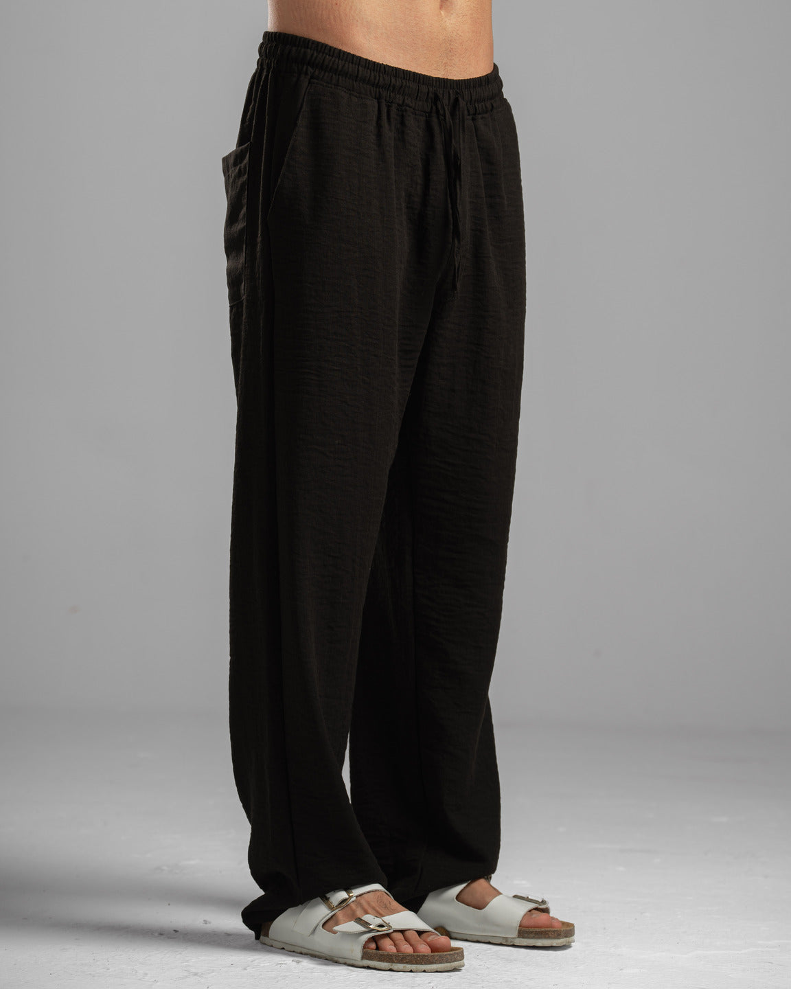 Men Linen Pants in Black