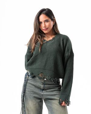 Ripped Pullover in Dark Green