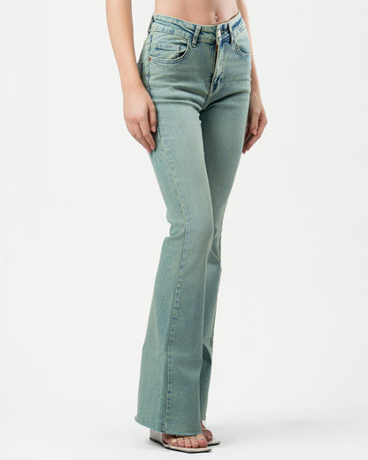 Flared Jeans in Washed Green