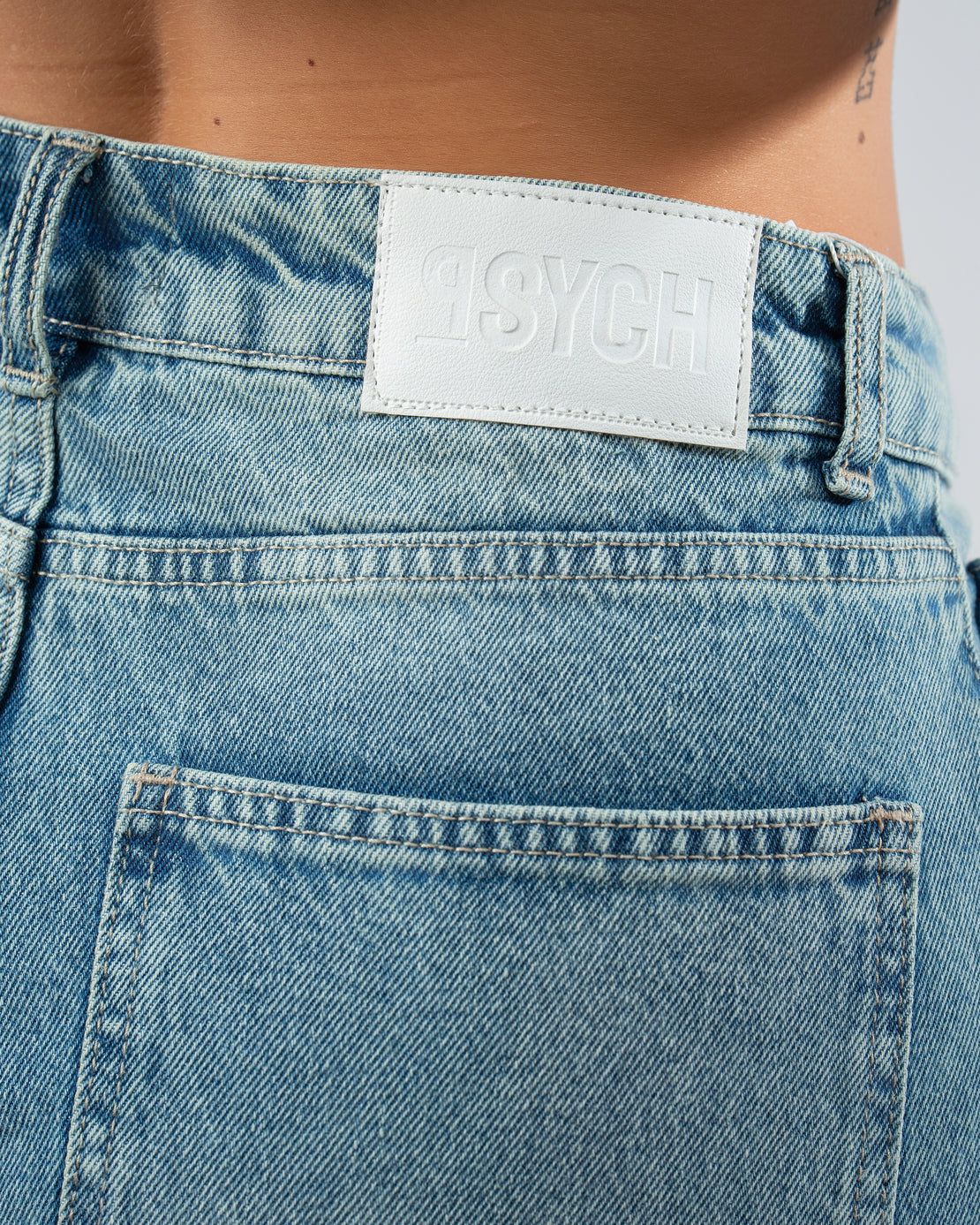 Pattes D’éléphant Jeans in Blue