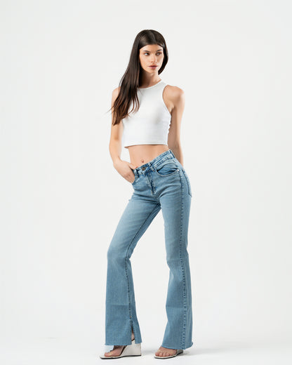 Flared Jeans in Light Blue