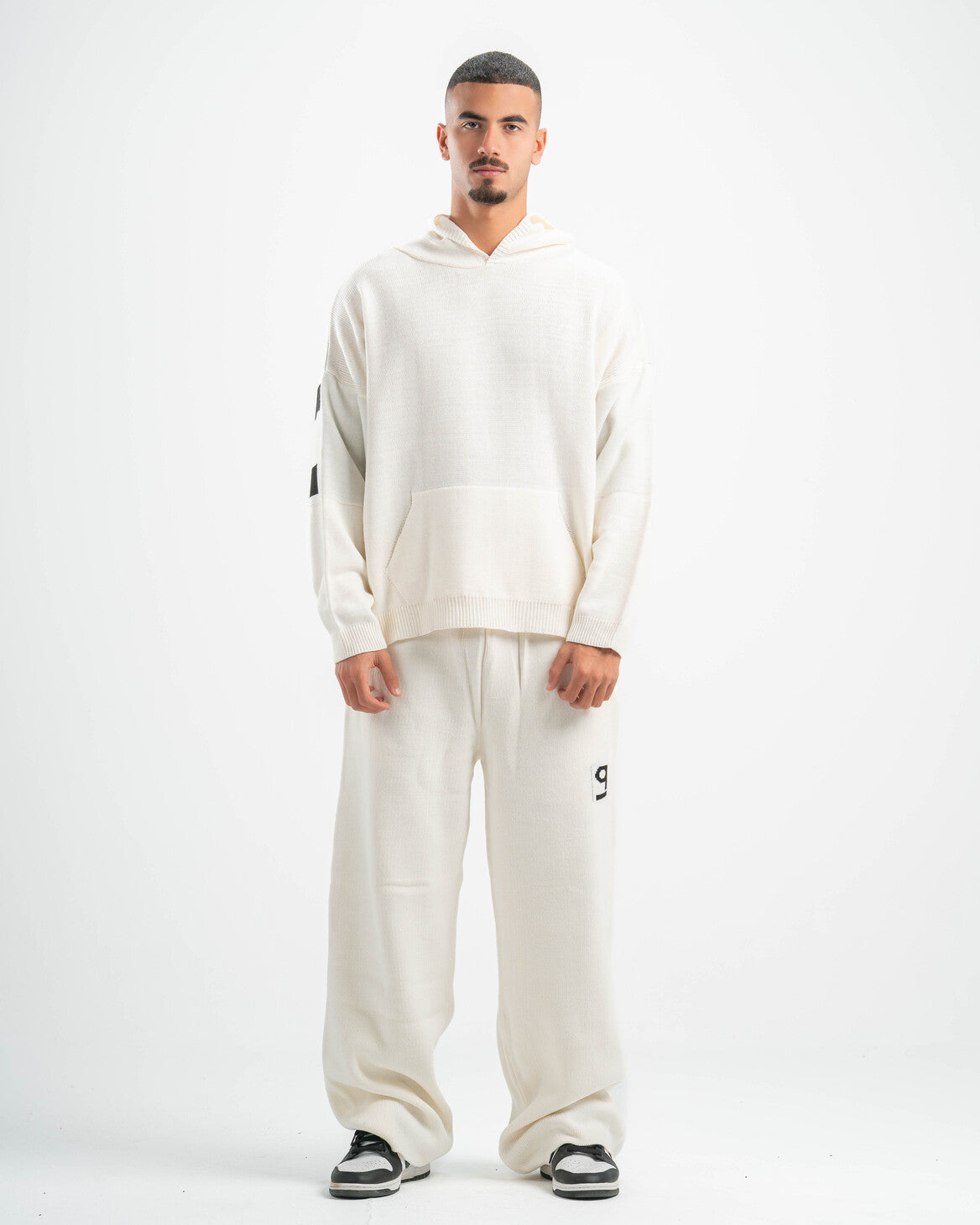 PSYCH WHITE KNITTED PANTS