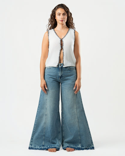 Pattes D’éléphant Jeans in Blue