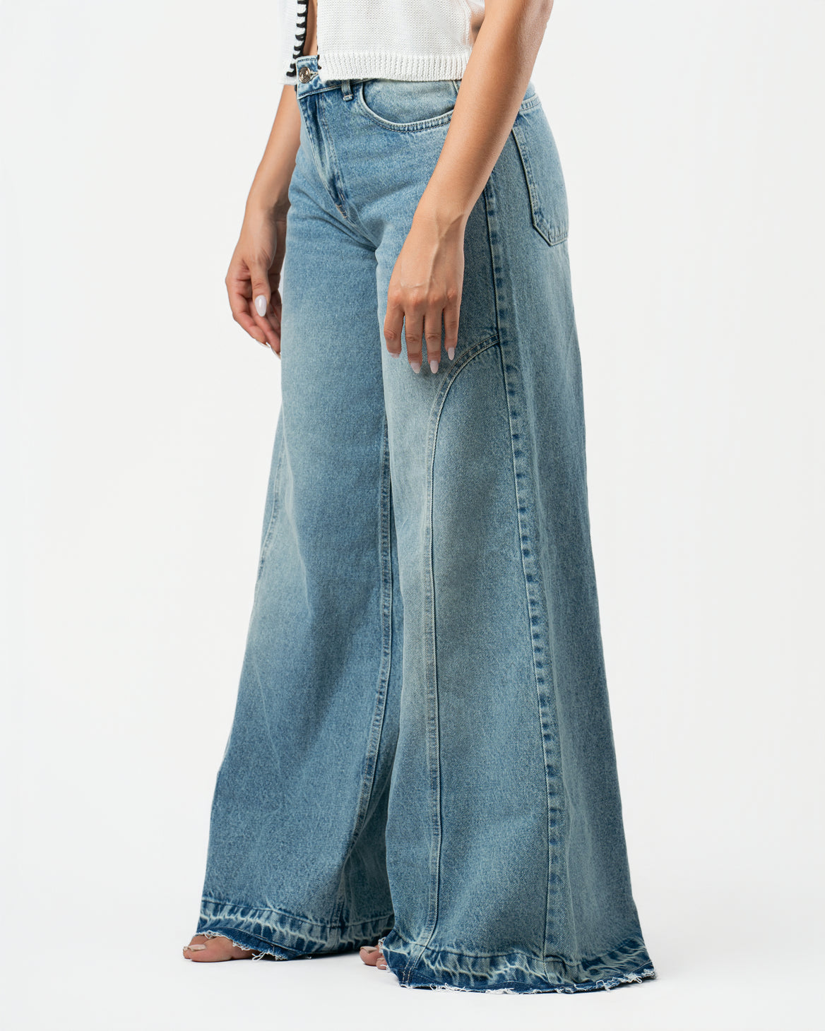 Pattes D’éléphant Jeans in Blue