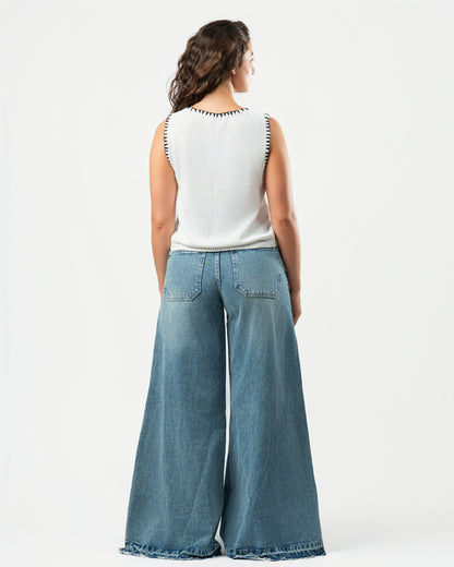 Pattes D’éléphant Jeans in Blue