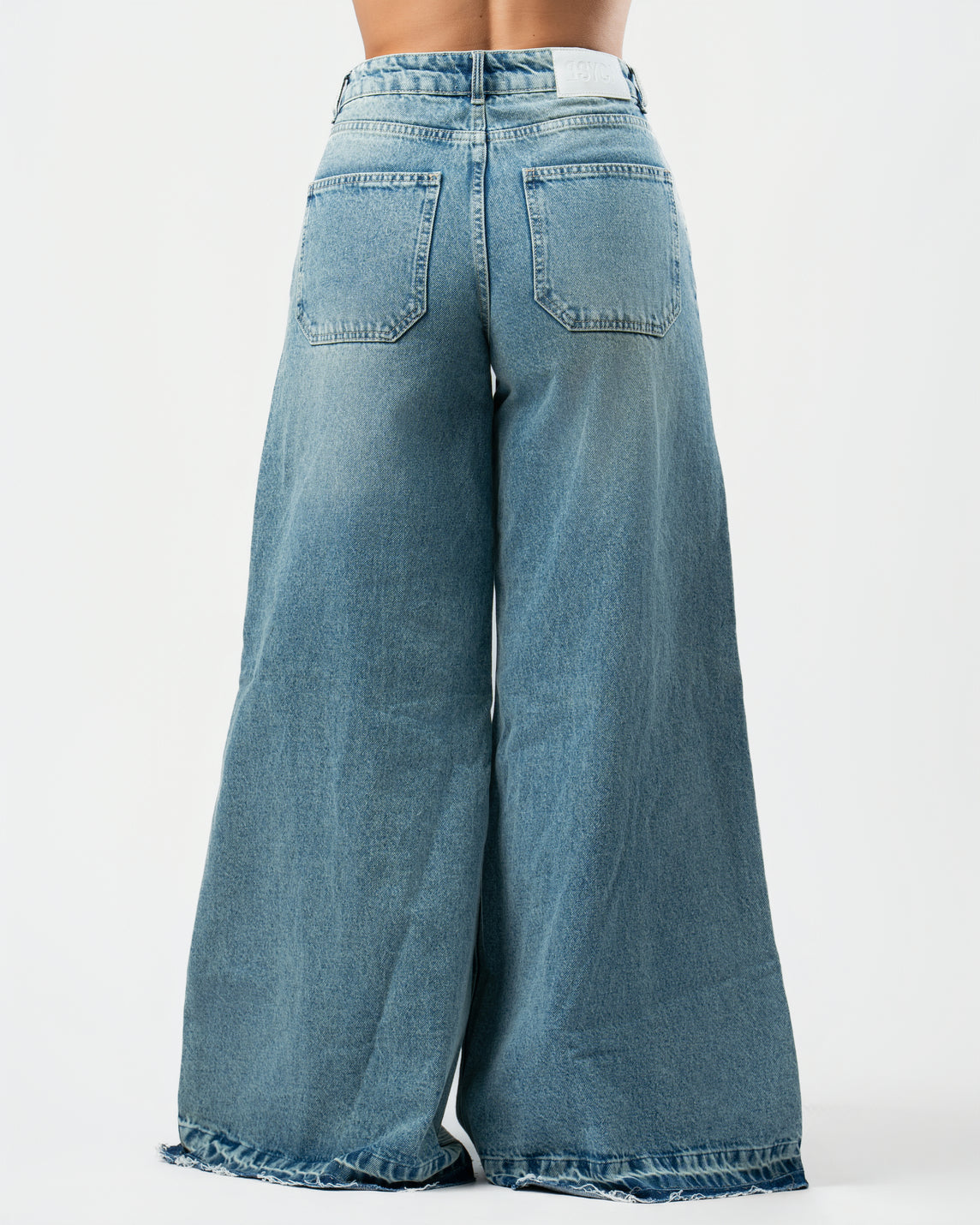 Pattes D’éléphant Jeans in Blue