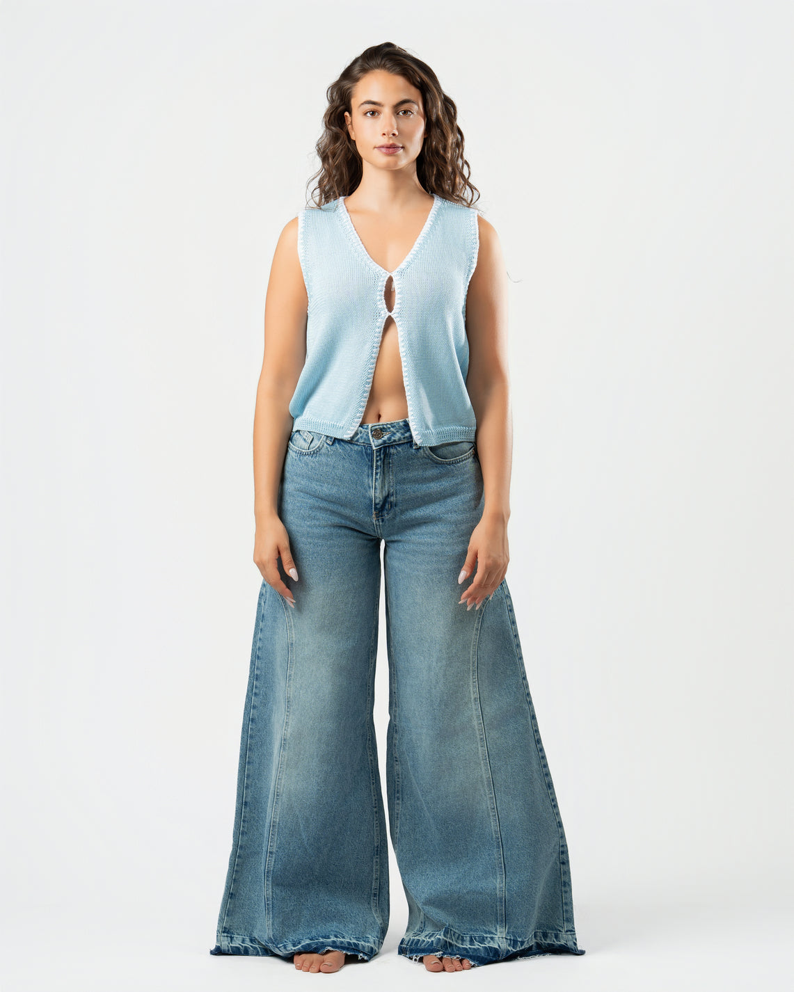 Pattes D’éléphant Jeans in Blue