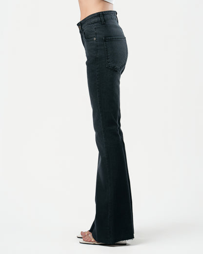 Flared Jeans in Black