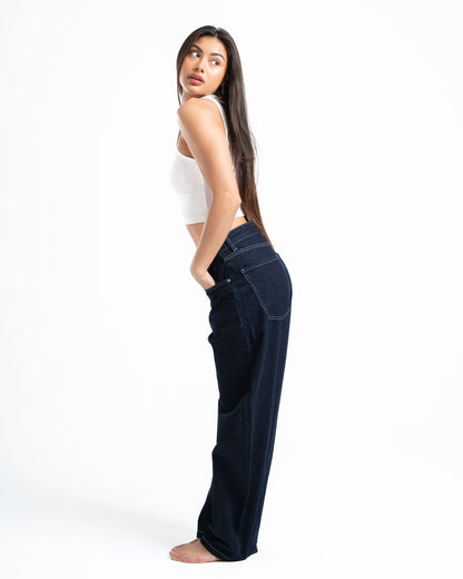 THE 90s BLOWOUT IN RAW JEANS