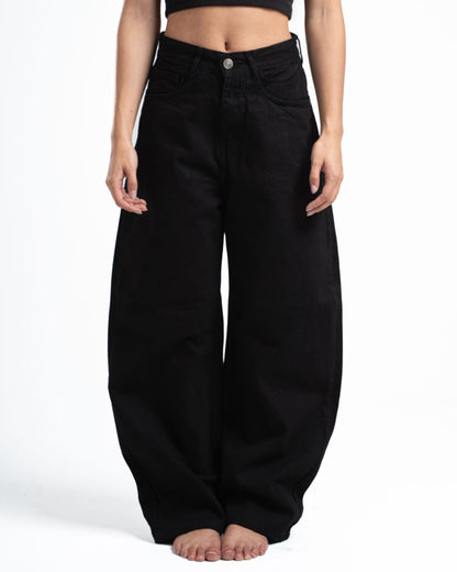 THE 90s BLOWOUT IN BLACK