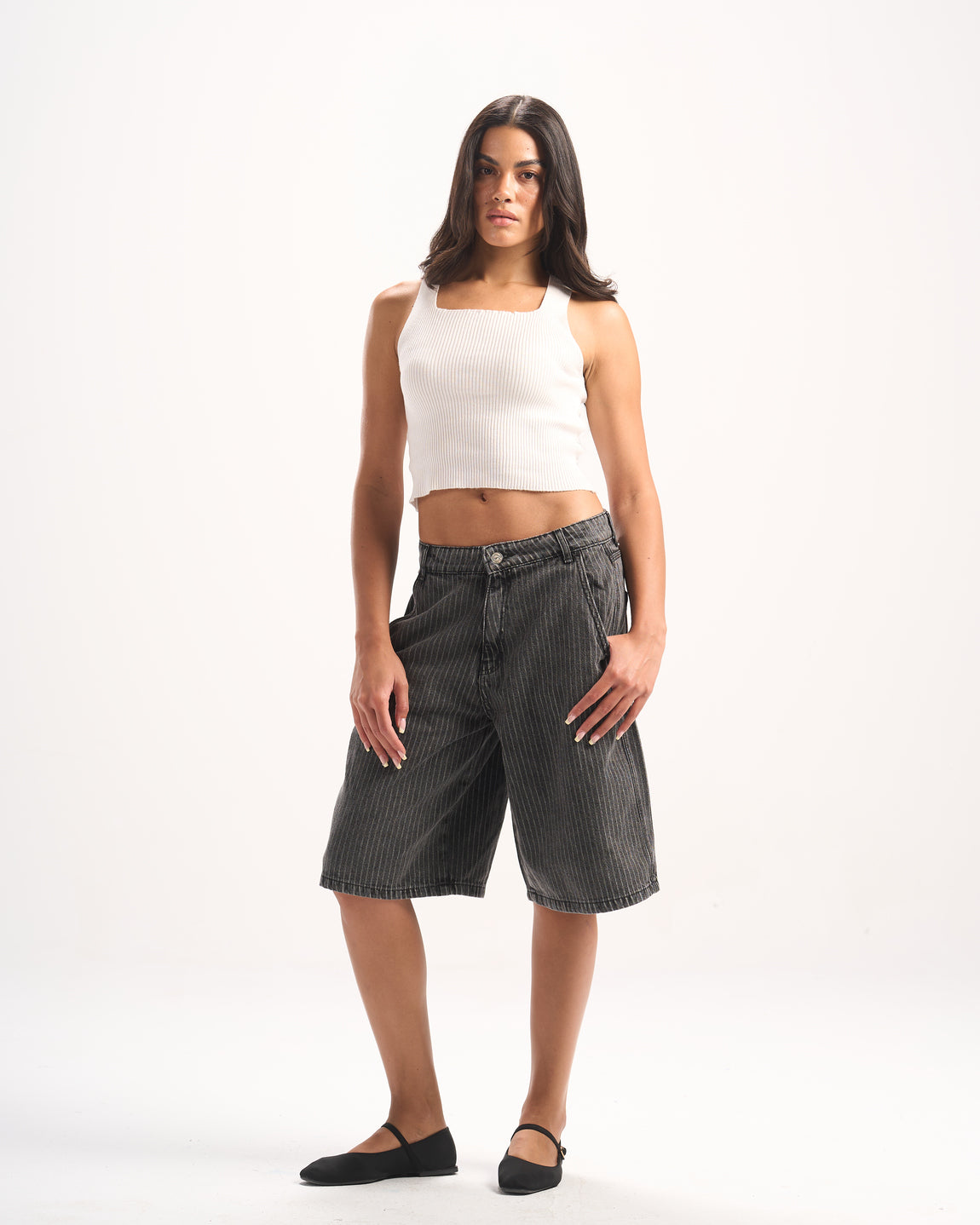 DARK GREY STRIPED JORTS